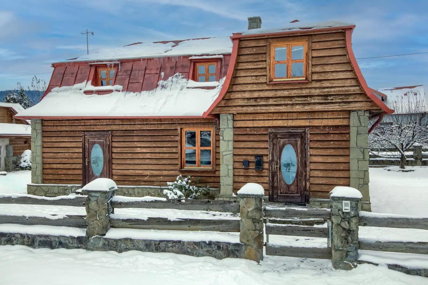50 - Exclusive Mountain House *